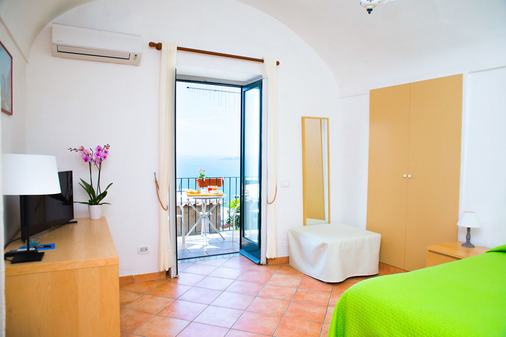 Bed and Breakfast Casa Nilde Positano Exterior foto